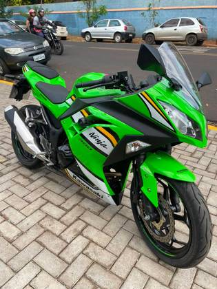KAWASAKI NINJA 300 KAWASAKI NINJA 300